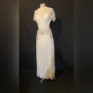 Cream Ivory V-Neck Flutter Sleeve Silk Wedding Dress 2 Piece 2 Silver NEW